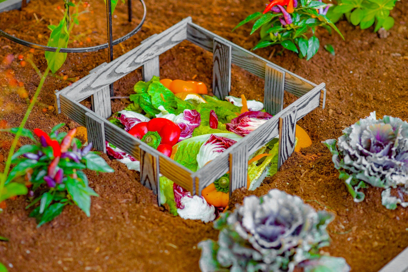 Keyhole Composter URBANA 4x4 Keyhole Composting Garden